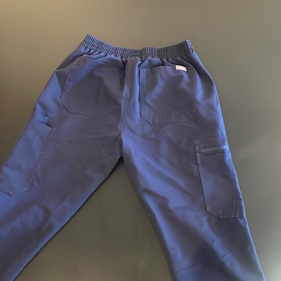 Yola™ Skinny Scrub Pants - Picture 6 of 6